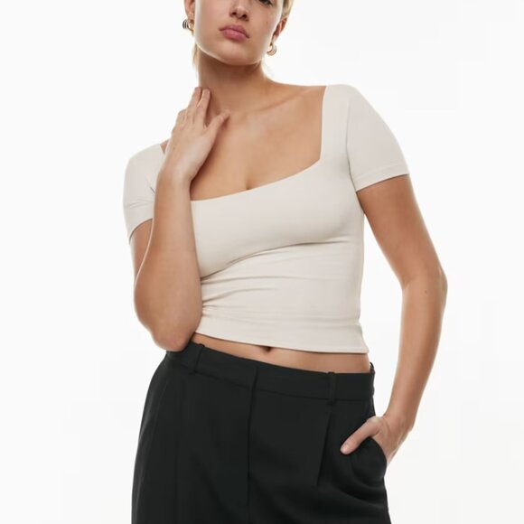 NWT Aritzia CONTOUR Squareneck Short Sleeve Light Birch S - Picture 2 of 10